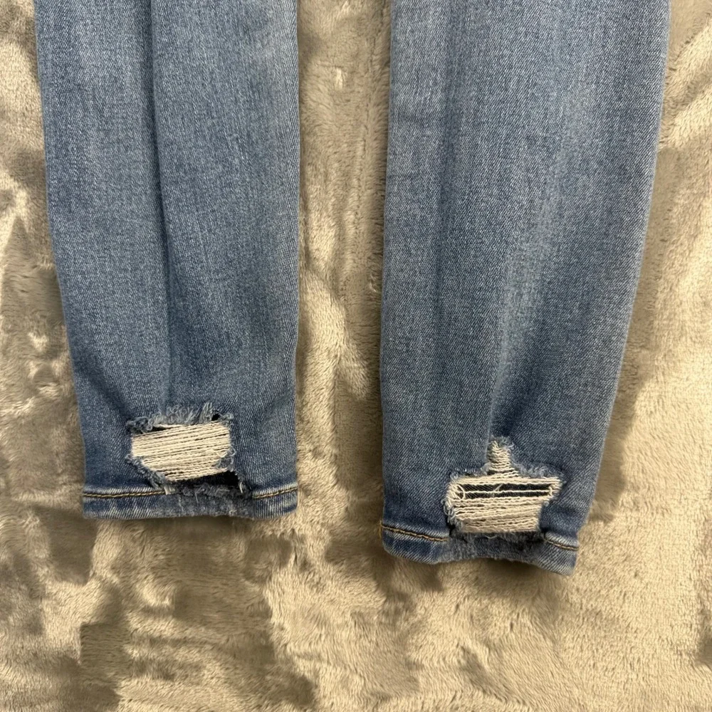American Eagle Super Hi-Rise Jegging Distressed Blue Jeans Next Level Stretch 0
